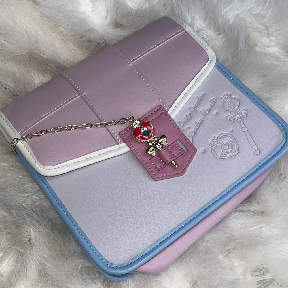 Sailor Moon LIMITED EDITION Pastel Pink Crossbody Bag Heart Charm Anime Purse